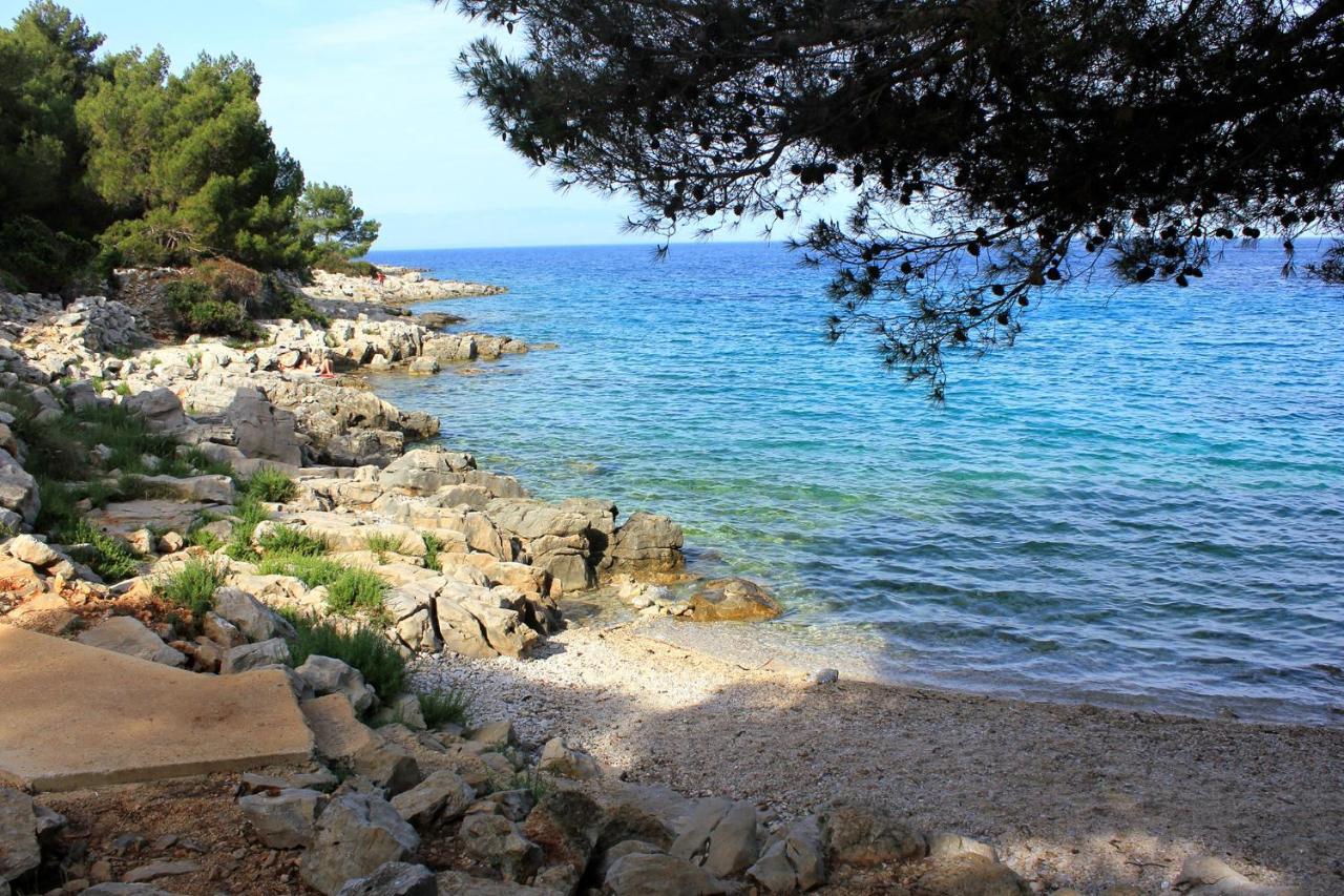 Apartment Mali Losinj 7879B Exteriör bild